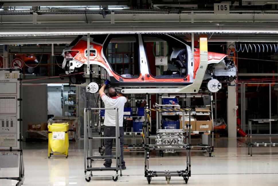 Power Costs Drive Spanish Industrial Prices to Record High